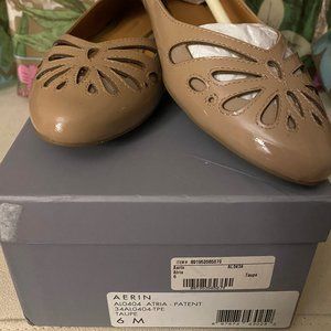 Aerin Atria Patent Flat